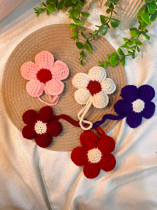 White Puff flower Bagcharm
